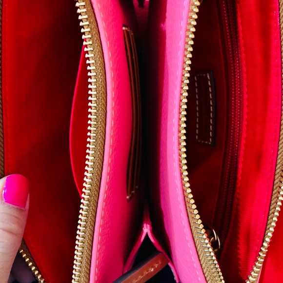 🌿 PEBBLE GRAIN HUNTER CROSSBODY - Picture 9 of 16